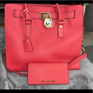 Michael Kors Purse WITH Matching Wallet